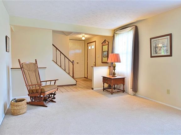 4th image of 8958 Briarbrook Dr NE