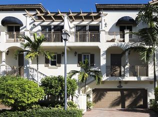 3010 Waterside Cir, Boynton Beach, FL 33435