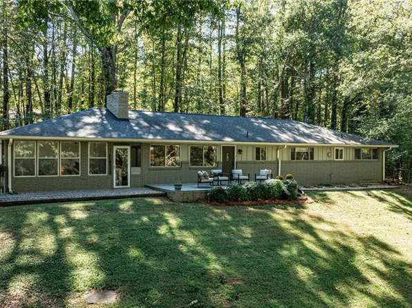 433 Kelly Dr, Marietta, GA 30066