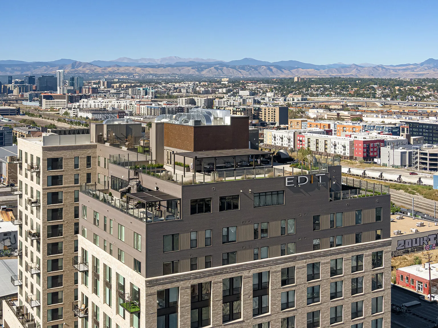 Edit at River North — Photo 4