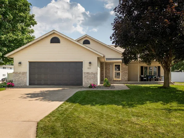 101 Dell Ave, La Crescent, MN 55947