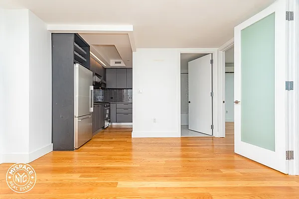 Rented by MySpaceNYC | media 4