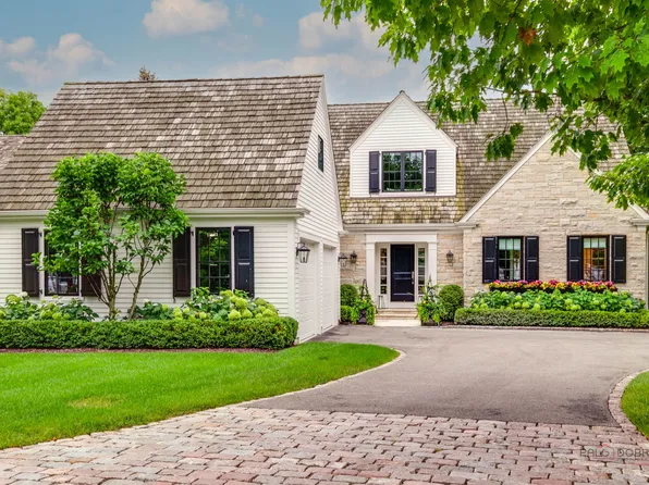 1825 W North Pond Ln, Lake Forest, IL 60045