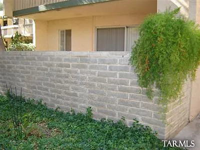 808 S Langley Ave #106 — Photo 14