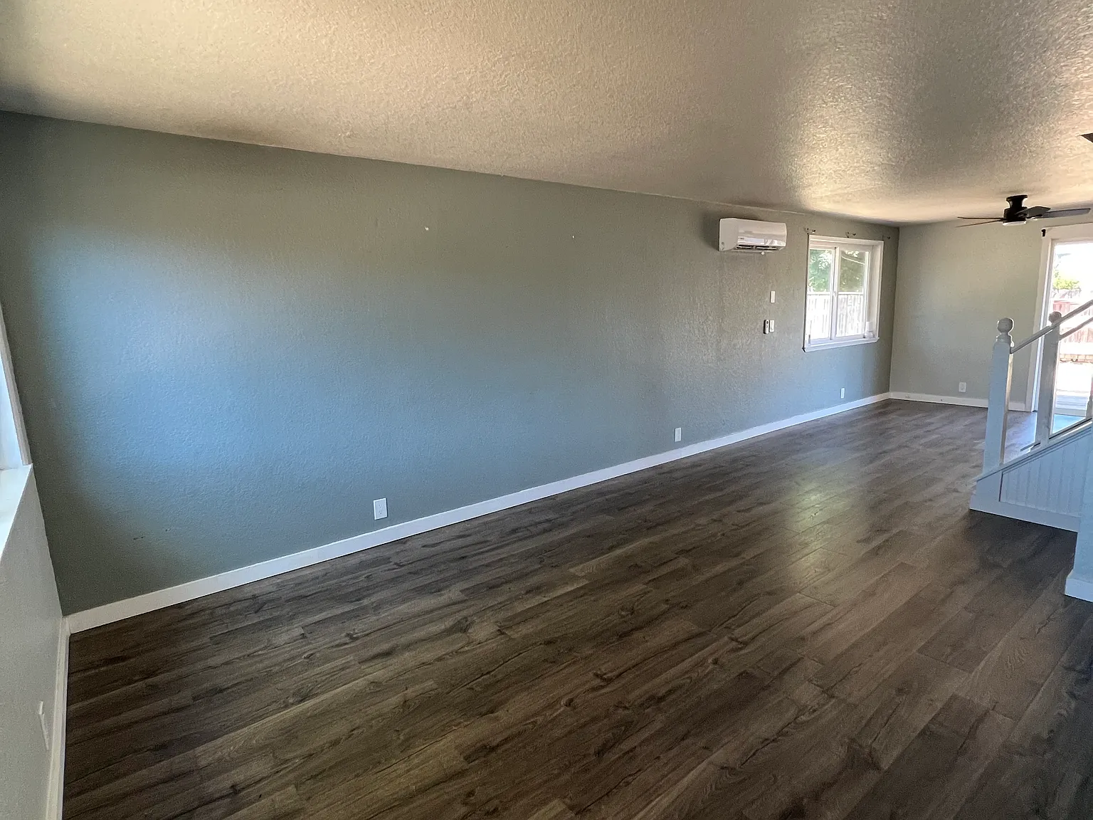2 bed, 1.5 bath, 970 sqft, $1,850 — Photo 3