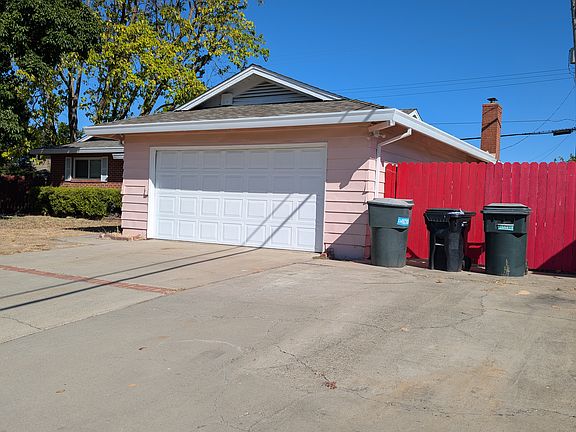 2nd image of 6611 Flamingo Way