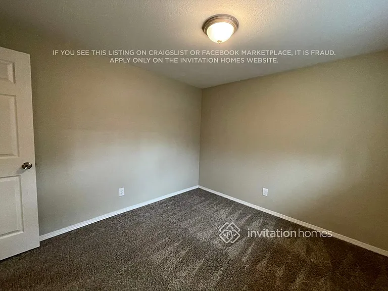 1216 S 236th Pl — Photo 7