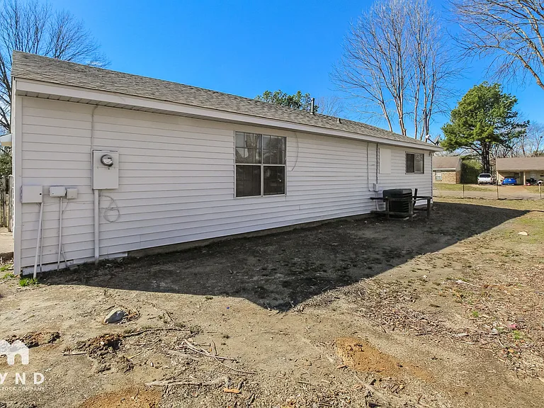 6150 Devon Cir — Photo 14