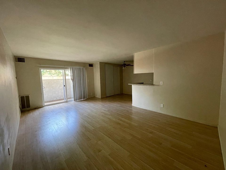 1st image of 14401 Hartsook St #108