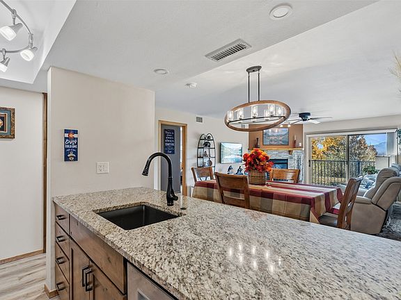 4th image of 1610 Lakeview Terrace UNIT 102A