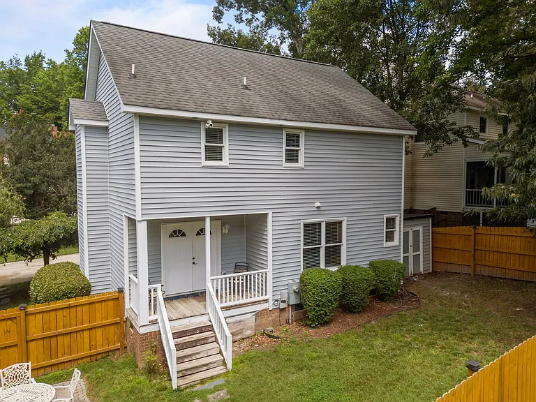 112 Autumn Ridge Dr — Photo 3