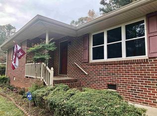 417 Blackberry Ln, Lindale, GA 30147