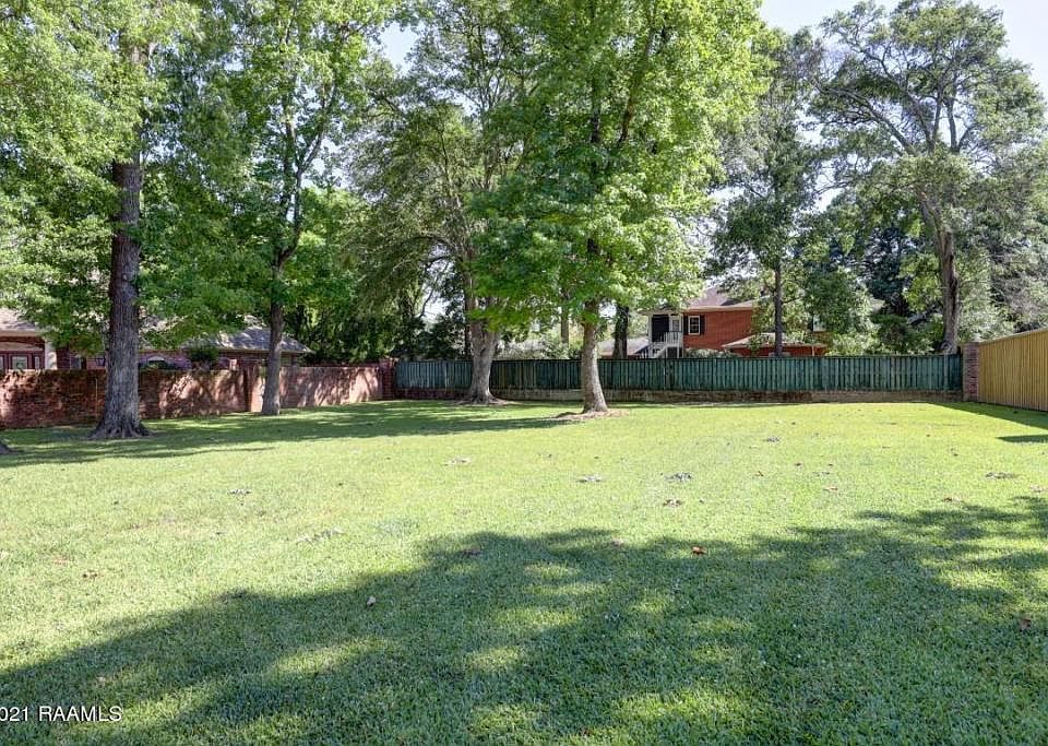 1st image of 147 Enchanted Oak Blvd