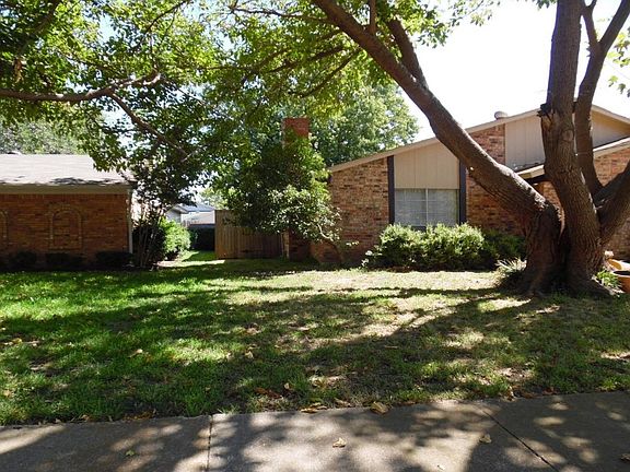 3rd image of 534 Grinnell Dr