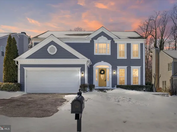 312 Rosslare Dr, Arnold, MD 21012