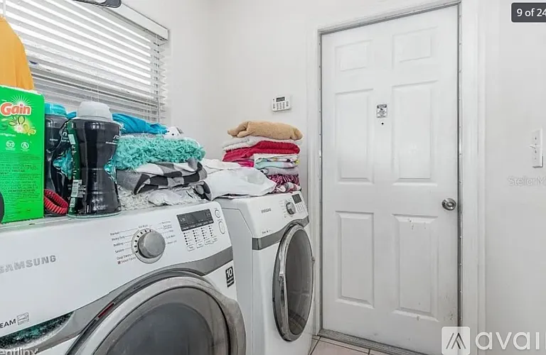 7032 Carna Ct — Photo 3