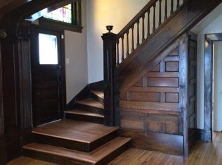 1800 Winhurst St, Pittsburgh, PA 15212