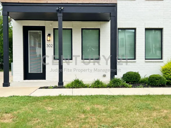 408 Dr Martin Luther King Jr Blvd #302, Waxahachie, TX 75165