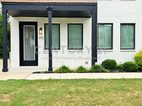 408 Dr Martin Luther King Jr Blvd #302 Photo 1