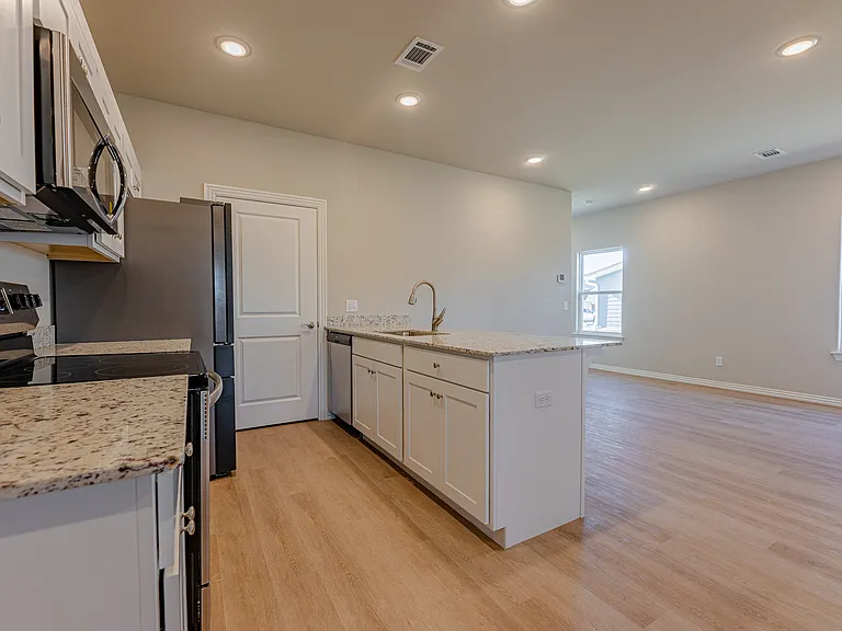 1408 SW Casuarina Dr #2 — Photo 7