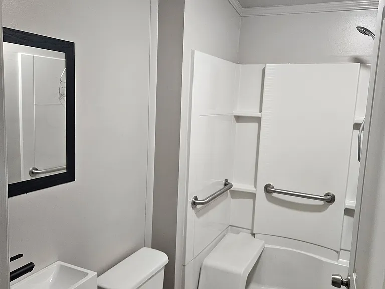 6844 Tipps St — Photo 17