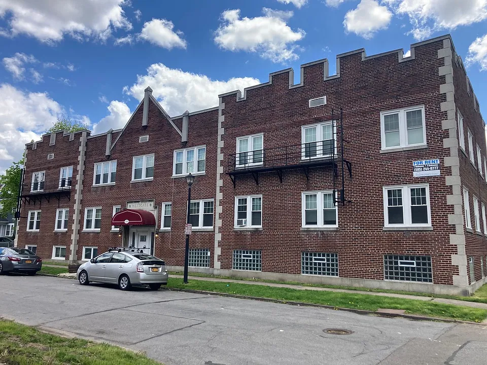149 Devonshire Ct