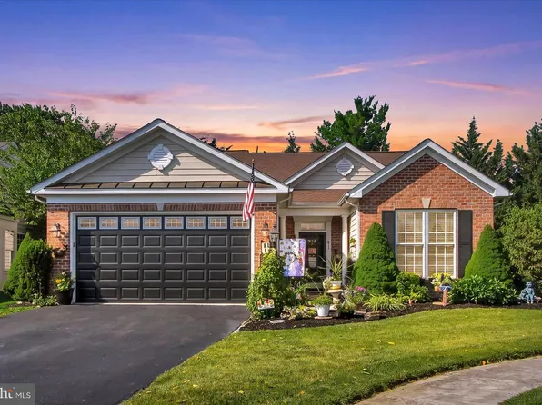 311 Foxleigh Dr, Hanover, PA 17331