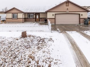 884 Blue Jay Dr, Spring Creek, NV 89815