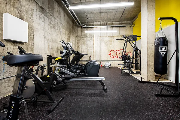 Rented by Compass | media 141