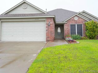 12127 N 107th East Pl, Collinsville, OK 74021
