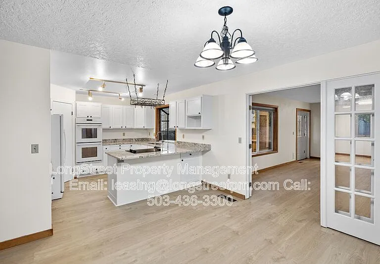 13777 SE 115th Ave — Photo 3
