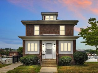1106 Center Ave, Ellwood City, PA 16117