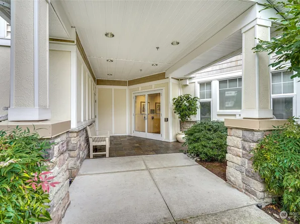 5600 Harbour Pointe Boulevard SW #2-306, Mukilteo, WA 98275