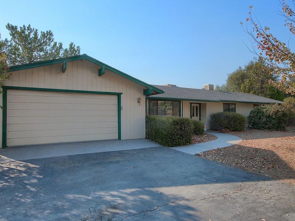 1st image of 31973 Mountain Ln