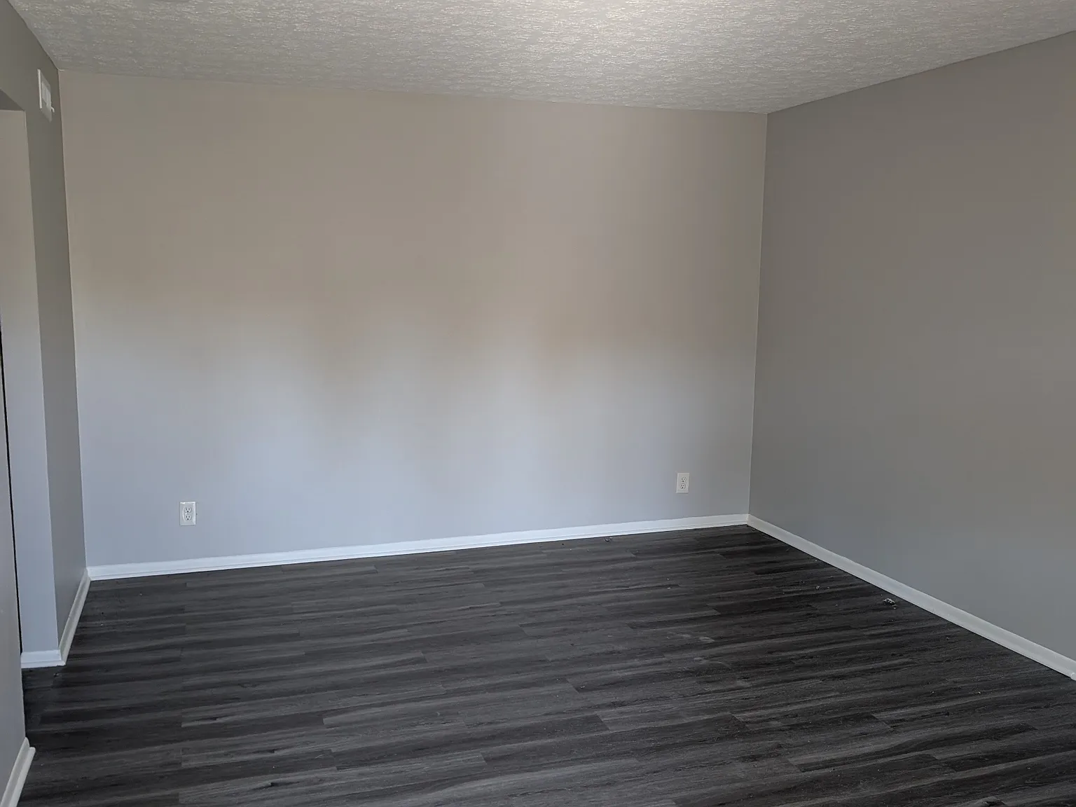 1 bed, $995 — Photo 1