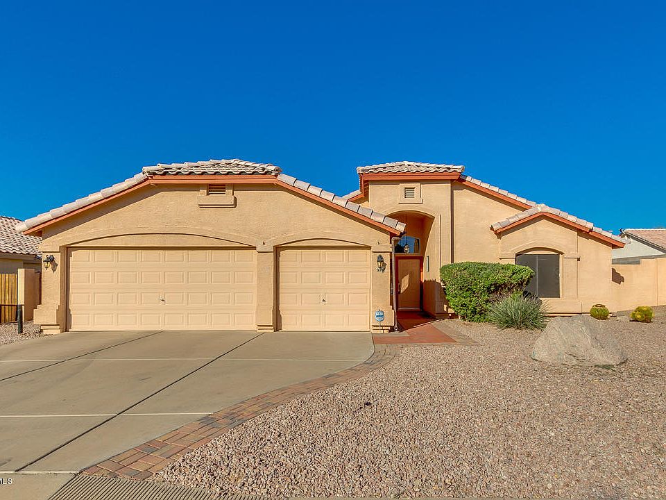 1st image of 614 N Vista Del Sol