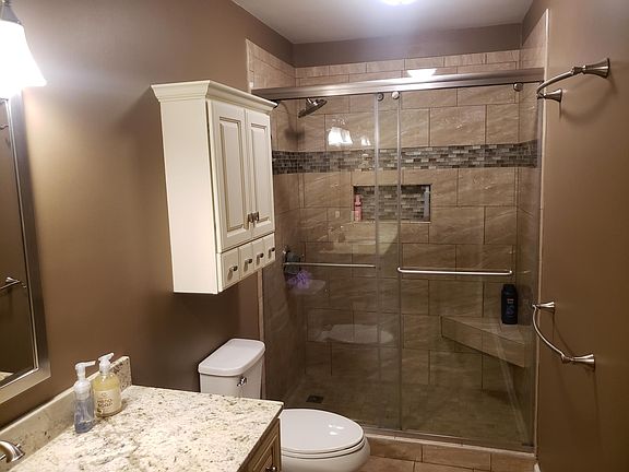 3rd image of 2732 Lakewood Pl