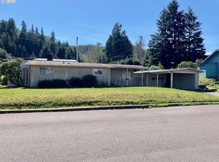 2296 Arthur Dr, Reedsport, OR 97467