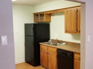 28960 Highland Dr APT F, Walker, LA 70785