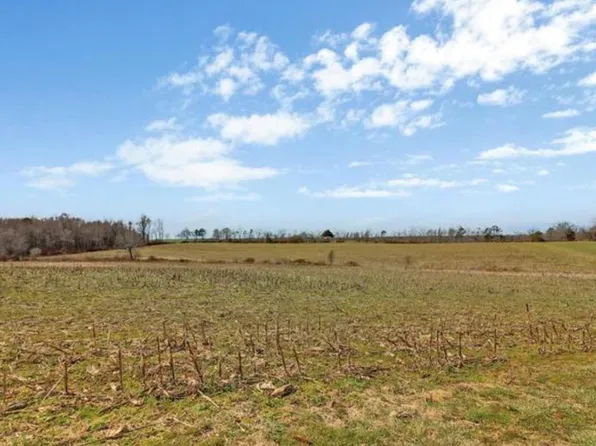 5 John Henry Smith Rd, Jamestown, TN 38556