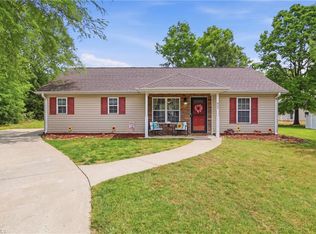 403 Northridge Dr, Eden, NC 27288