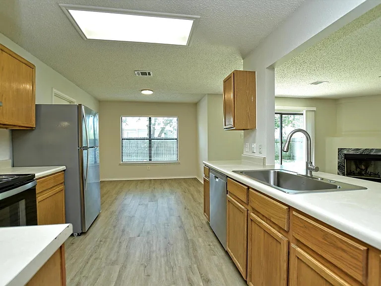 1201 Pike Path — Photo 11