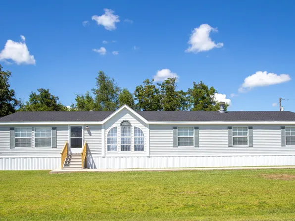 1034 Weeping Willow Dr, Breaux Bridge, LA 70517