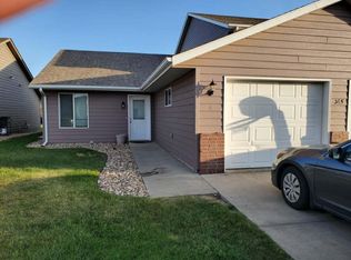 315 Jerry Pl #A, Tea, SD 57064