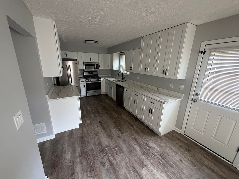1st image of 4816 Lady Jane Ave