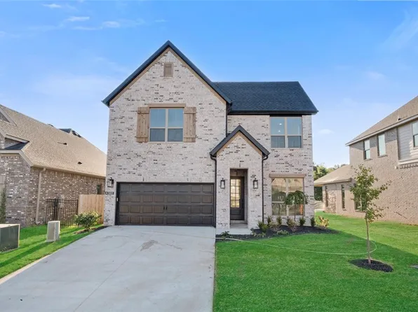 3003 S 14th St, Rogers, AR 72758