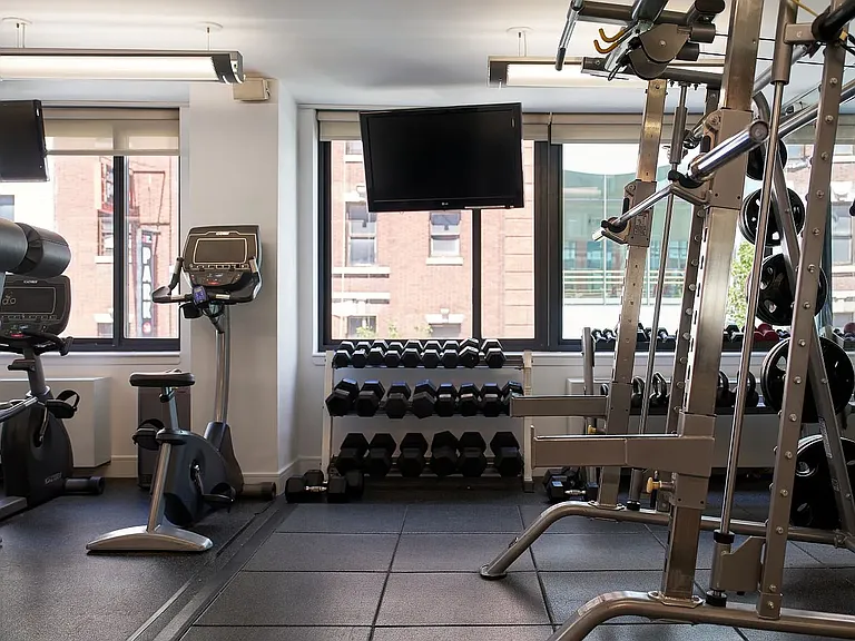 400 W 55th St #16F — Photo 9
