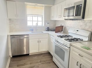 11 Lake Shore Ct APT 2, Brighton, MA 02135