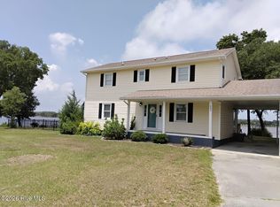482 Vfw Rd, Swansboro, NC 28584