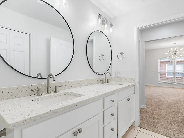 2031 Presidio St #2031 — Photo 10